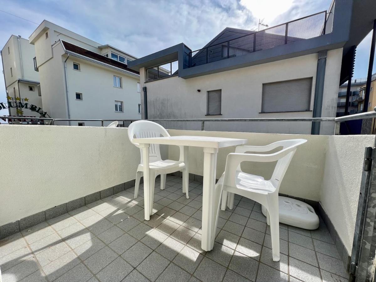Villa Bianca - Home Immobiliare Jesolo Buitenkant foto